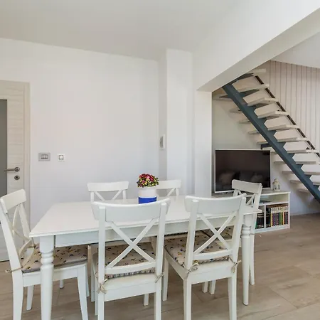 Villa Vita Vila Pinezići