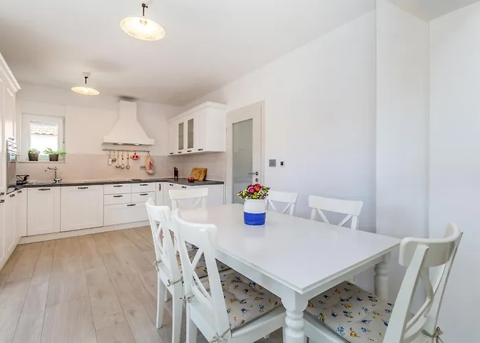 Villa Vita Pinezići
